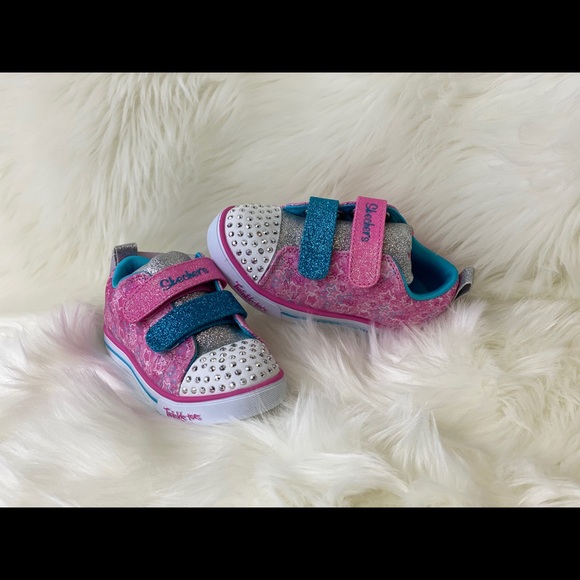 Skechers Twinkle Toes Light Up Shoe - Picture 9 of 9